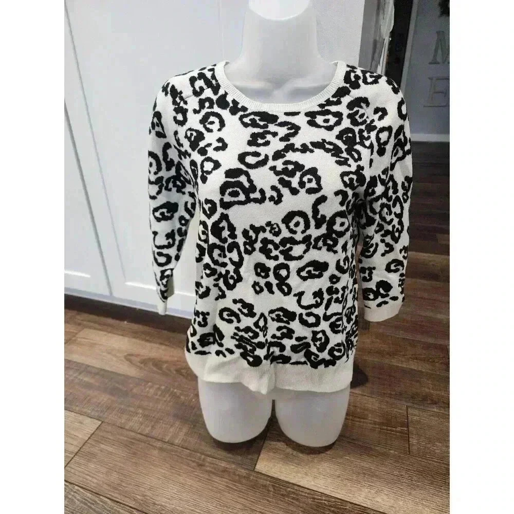 ANN TAYLOR Size Medium Multicolor Cheetah Leopard Print with 3/4 Sleeve Sweater